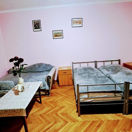 Beautiful Apartment In Old Tbilisi ภายนอก รูปภาพ