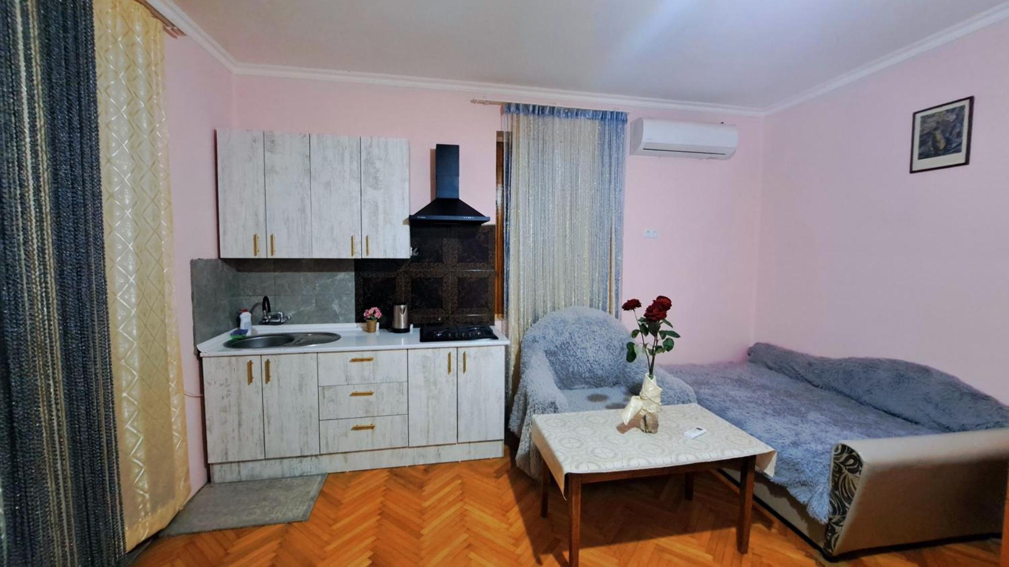 Beautiful Apartment In Old Tbilisi ภายนอก รูปภาพ